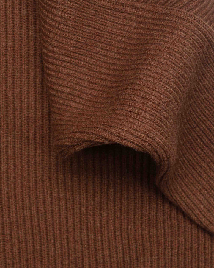 Ribbed Crewneck in Rust
