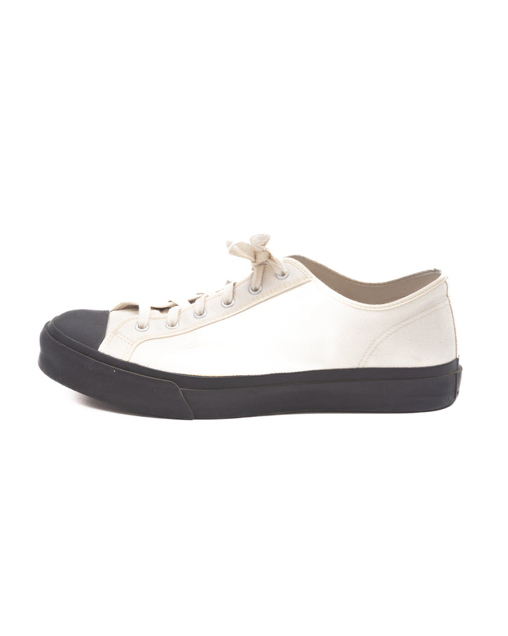 Low Trainer in Natural & Black #1518
