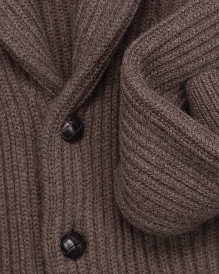 Wide Rib Shawl Cardigan In Dark Tan