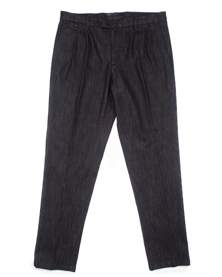 The BG02 Pant in Dark Grey
