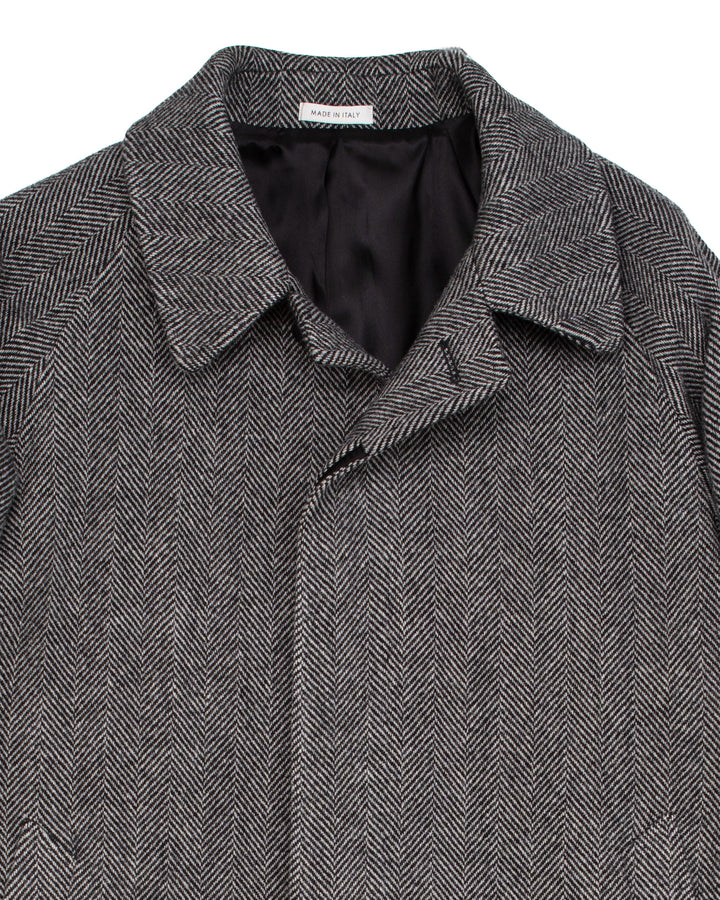 The Zagabria Coat in Herringbone Wool