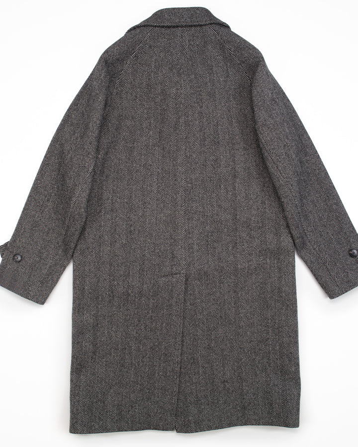 The Zagabria Coat in Herringbone Wool