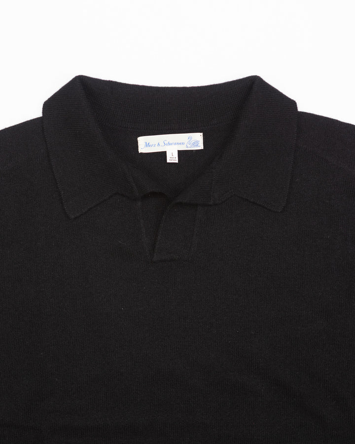 Knitted Polo Shirt in Deep Black