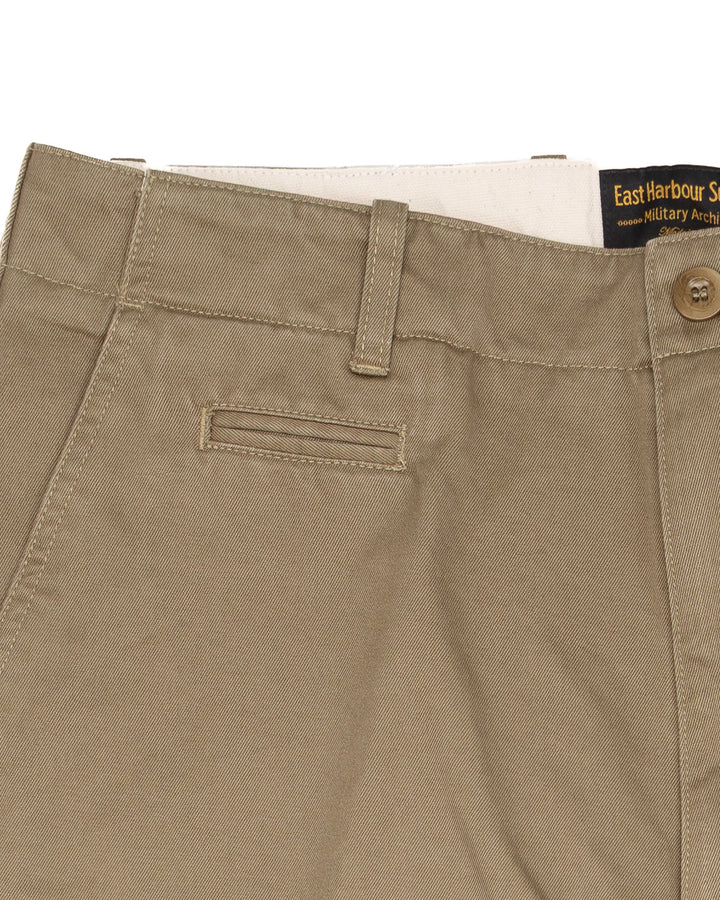 Axel in Beige Gaberdine