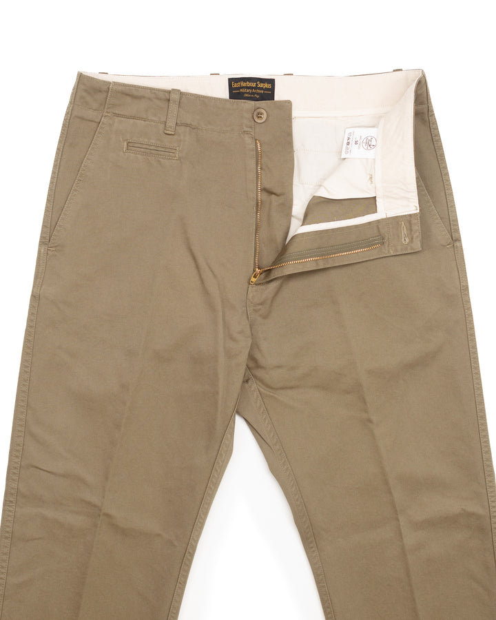 Axel in Beige Gaberdine