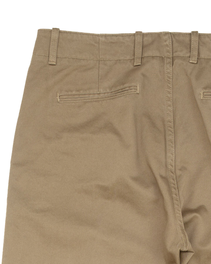 Axel in Beige Gaberdine