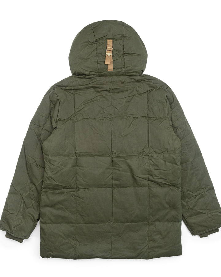 Expedition Down Parka in Waxed Army Green