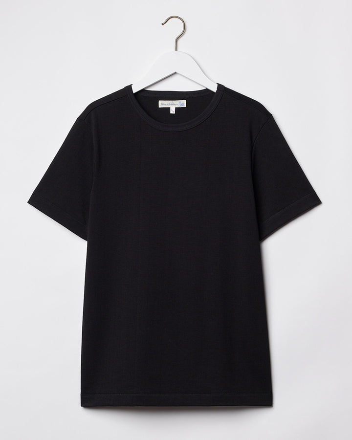 2M15 T-Shirt in True Black