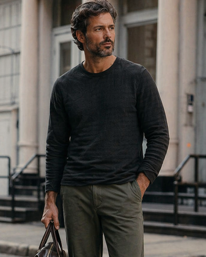 PL10 Long Sleeve Linen Crewneck in Black