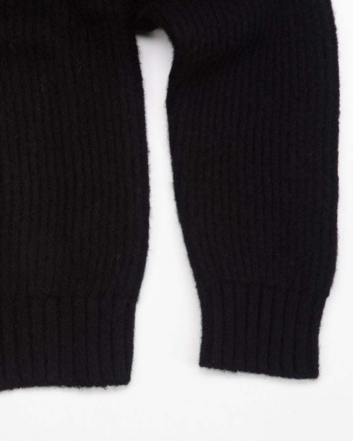 Brushed Shetland Crewneck in Black