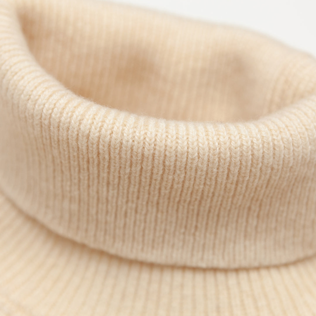 Tec 7 Dolcevita in Ecru