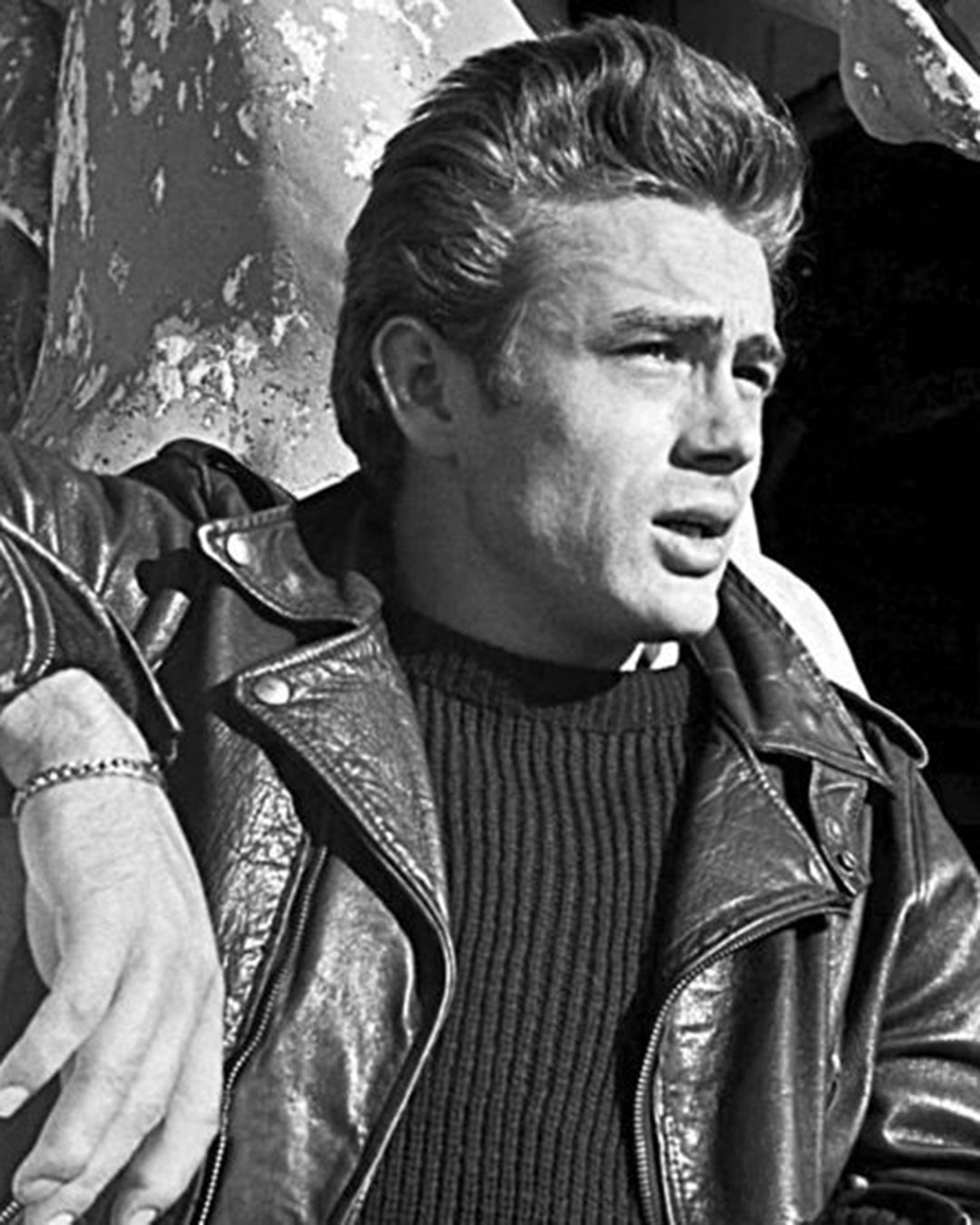 Rebel Crewneck in Navy