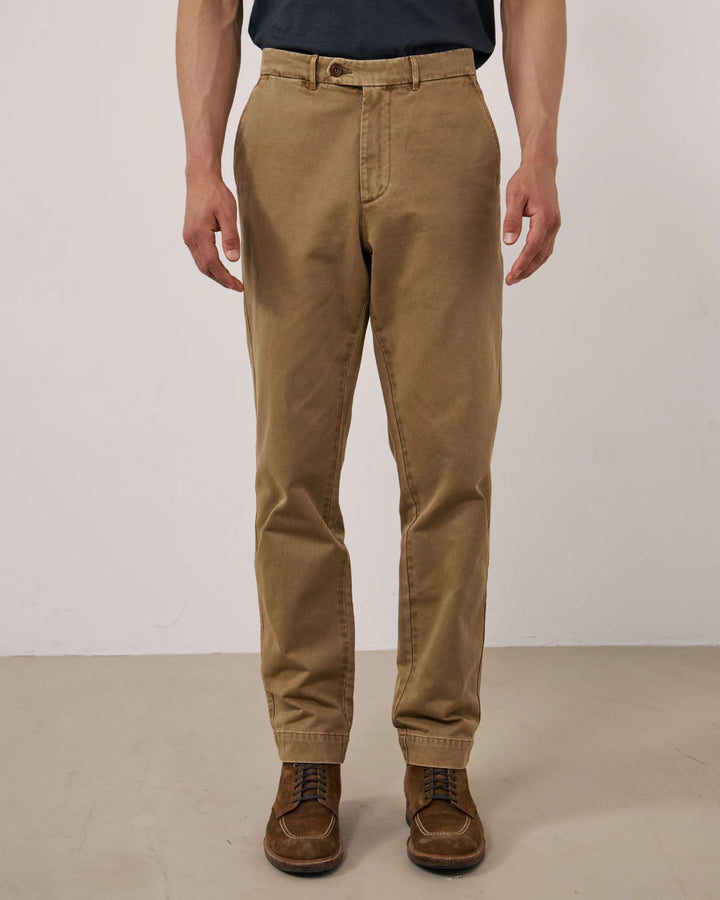 Taylor Chinos in Caramel