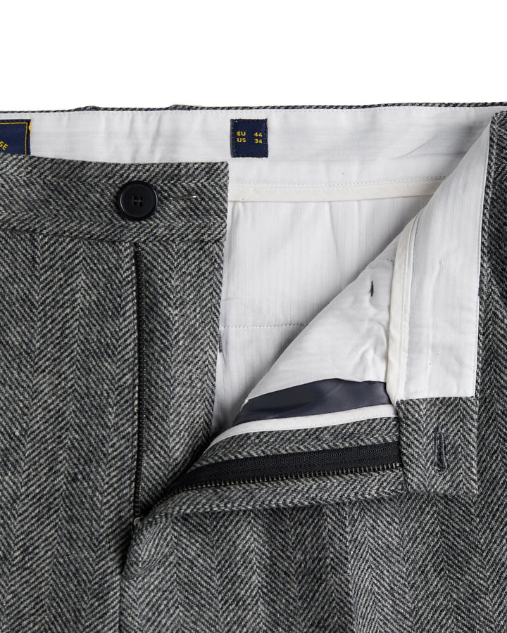Single Pleat Herringbone Trousers in Grey Wool