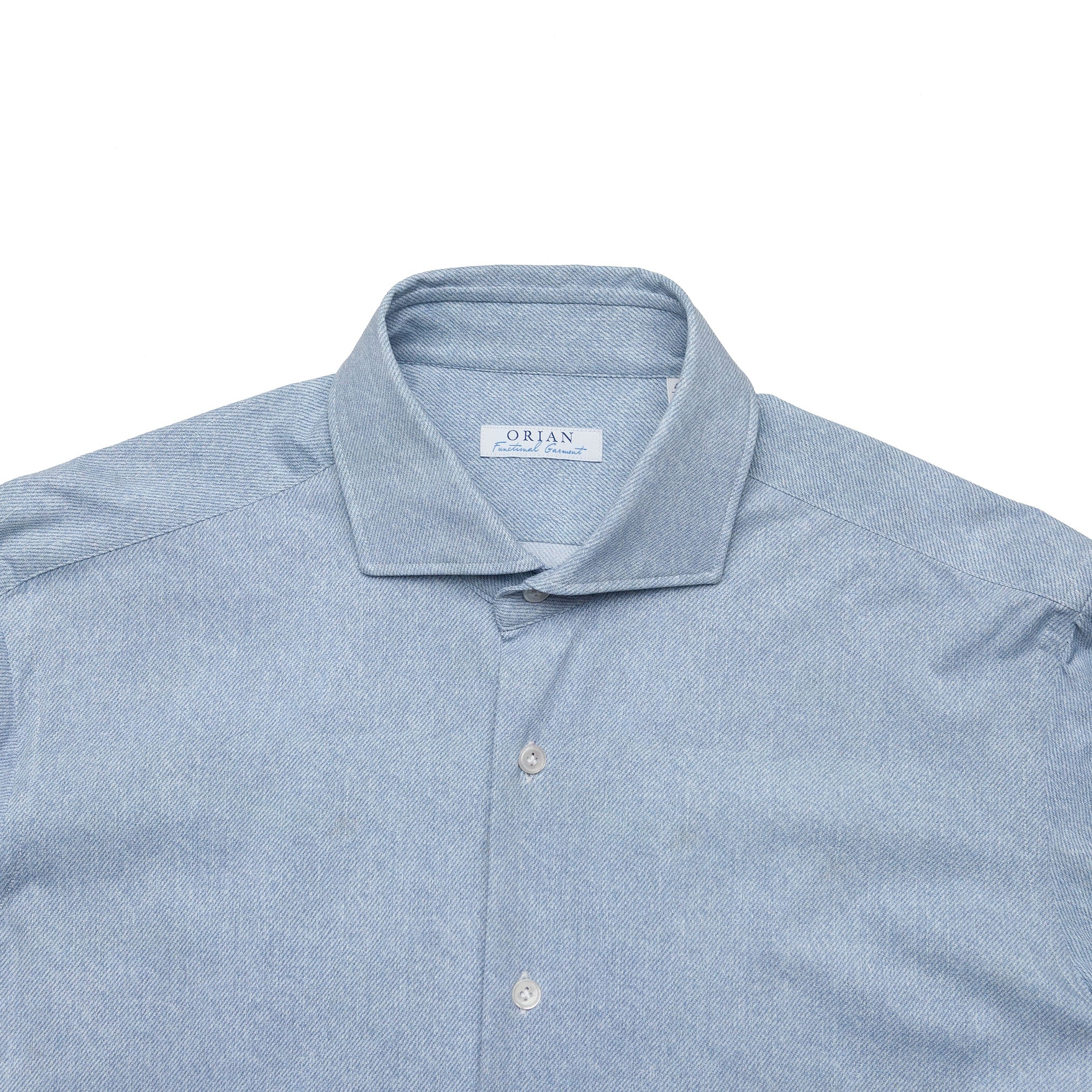 Active Shirt in Blue Chambray