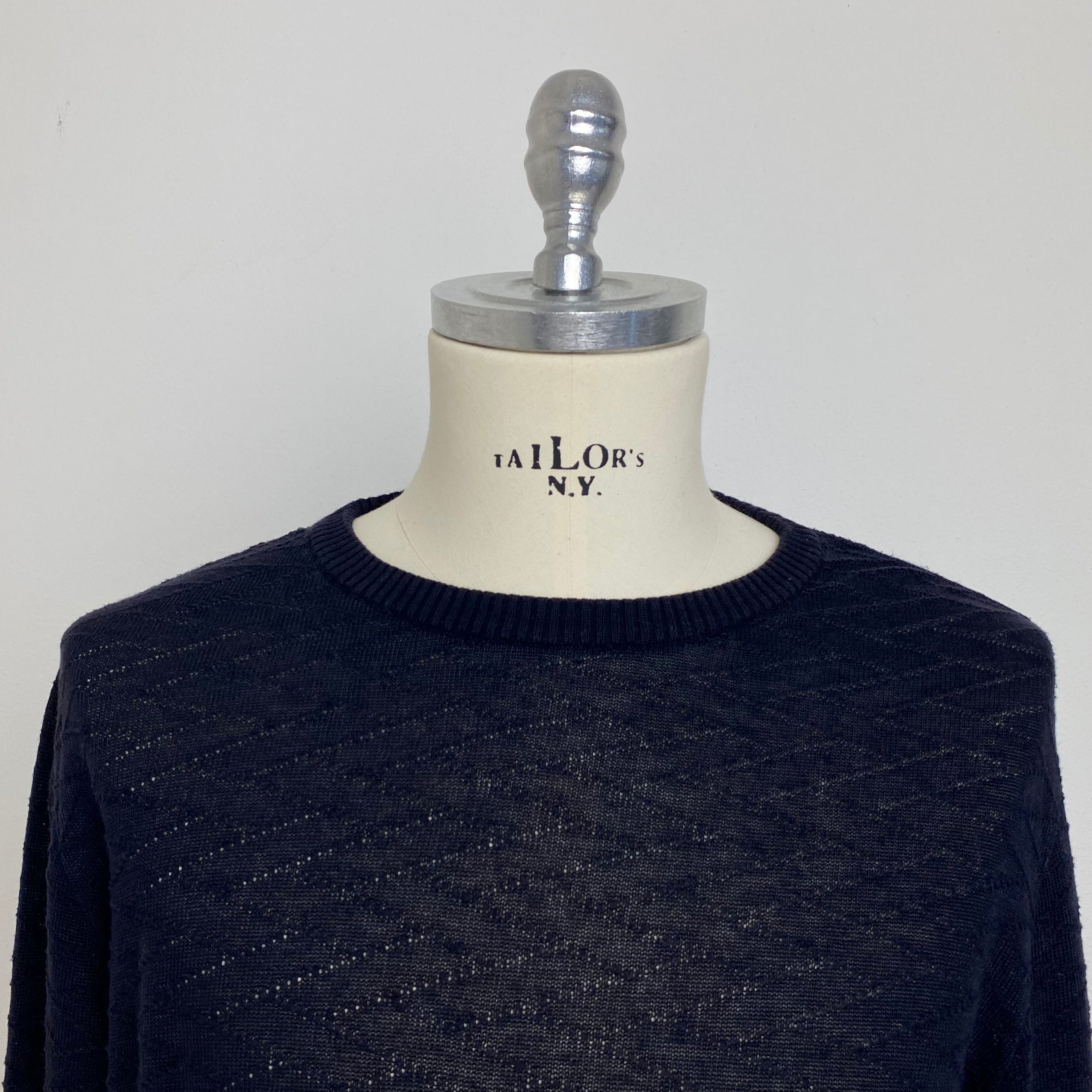 Diamond Knitted Round Neck Pullover - Black - III