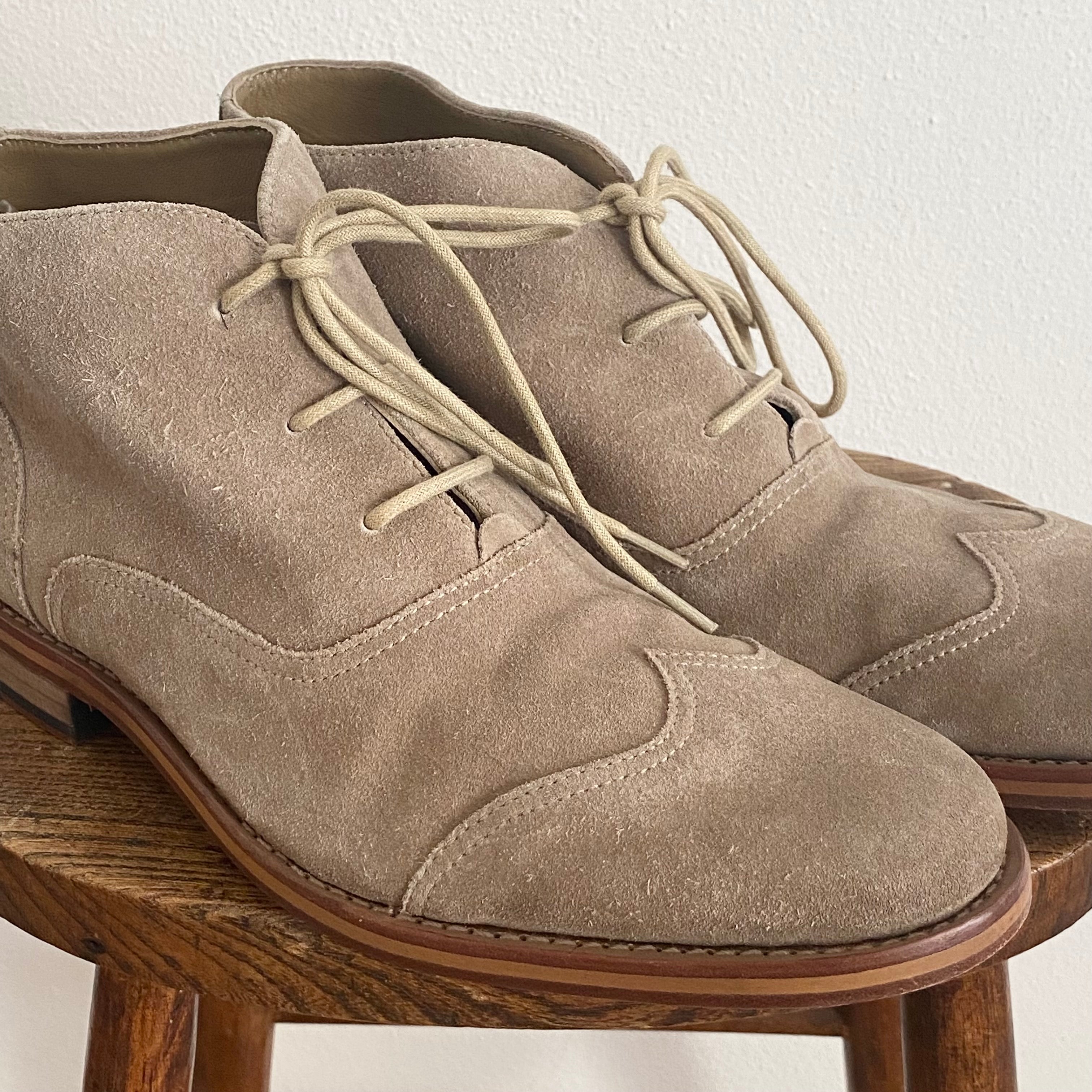 Suede Wing Tip Boots - 9DUS/42EU/9,5UK